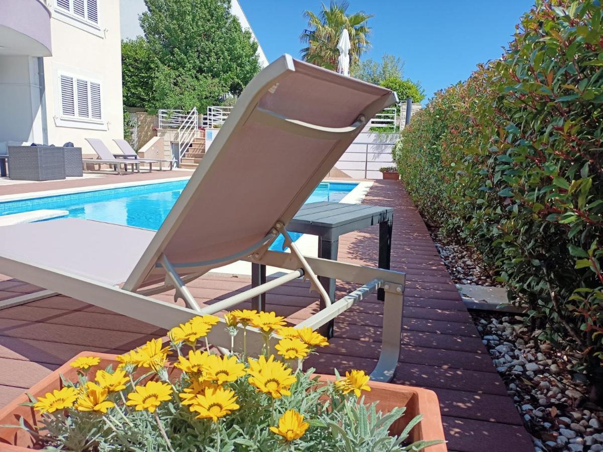 Blue Apartment With Shared Pool Сплит Экстерьер фото